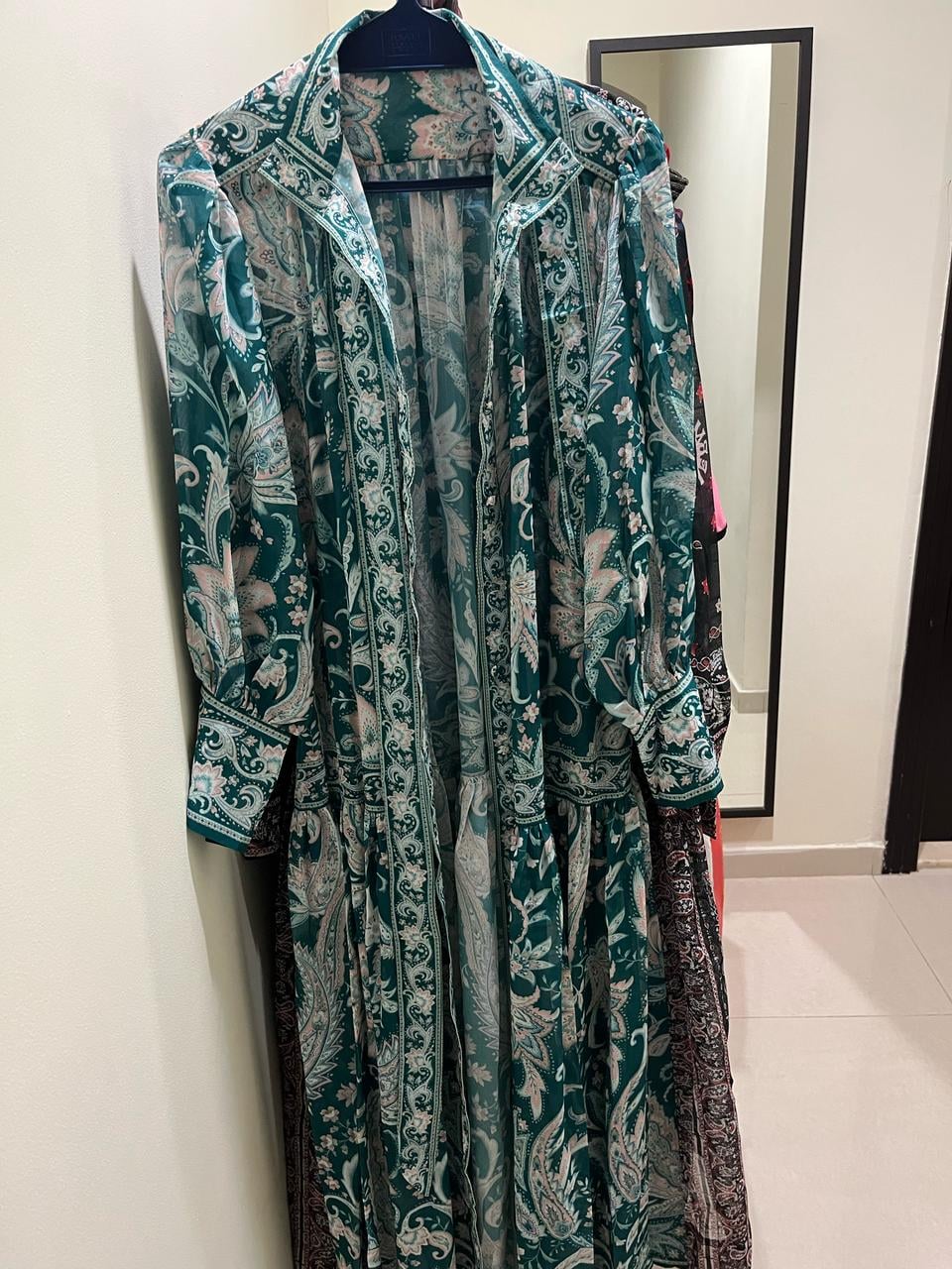 Green Abstract Pattern Long-Sleeve Dress- Small