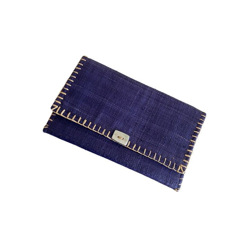 VESTOPAZZO woven clutch