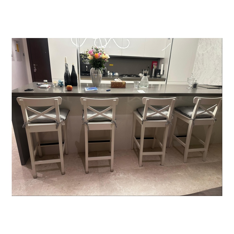 4 Ikea white bar stools